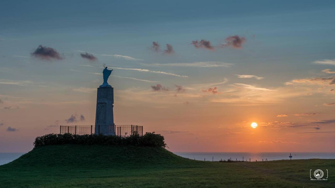 LA VERRIÈRE. Les Locations ISAHORA c'est aussi plusieurs appart' de Standing à 2 pas du Château d'Eu, des Falaises du Tréport, de MERS les Bains et aux portes de la BAIE DE SOMME Eu (Sena Marítimo) Exterior foto