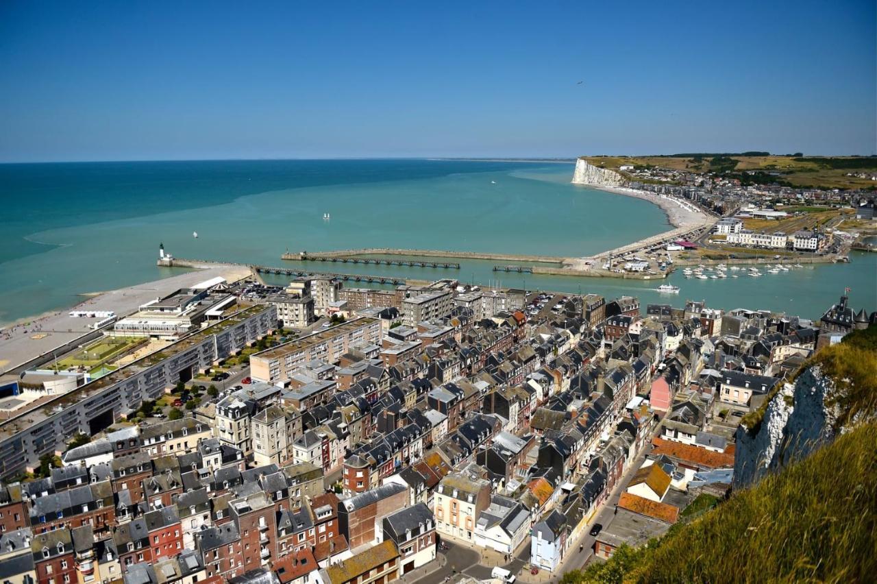 LA VERRIÈRE. Les Locations ISAHORA c'est aussi plusieurs appart' de Standing à 2 pas du Château d'Eu, des Falaises du Tréport, de MERS les Bains et aux portes de la BAIE DE SOMME Eu (Sena Marítimo) Exterior foto
